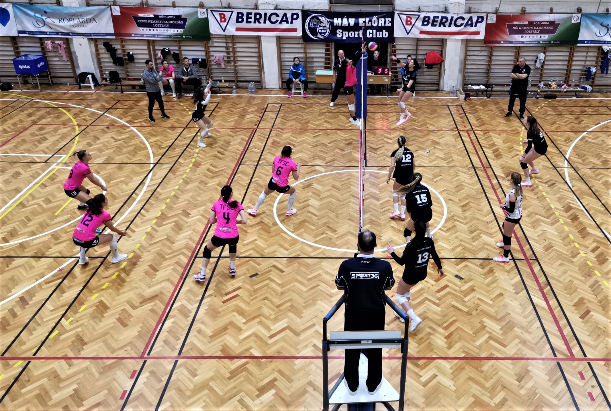 Röplabda: a fehérvári lányok sikerrel vették az első akadályt